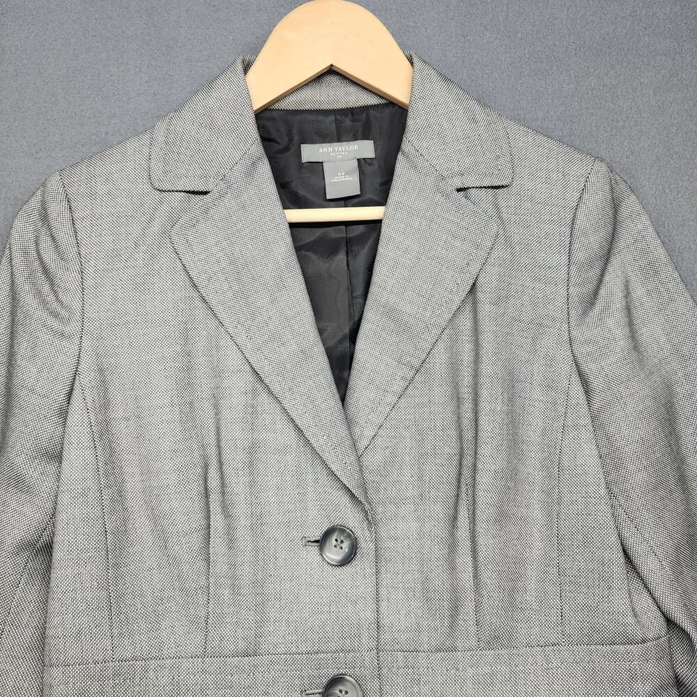 Ann Taylor Blazer Womens 4P Petite Gray Two Button Lined Career Work Jacket - Picture 5 of 9
